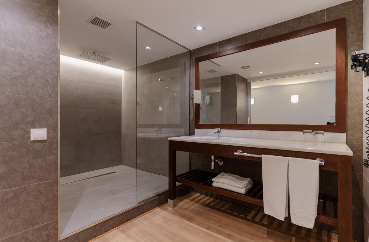 Magnolia - Adults Only 4*
