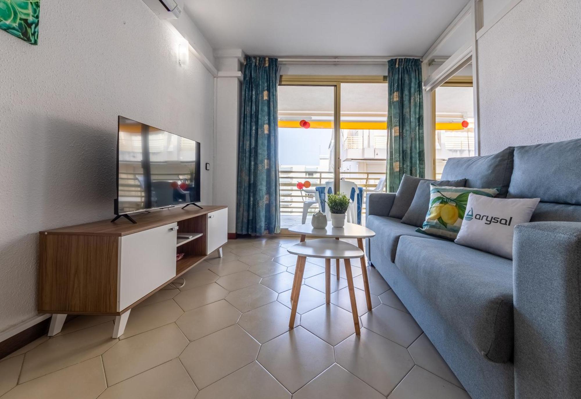 Novelty Iii Arysal 4 Apartment Salou
