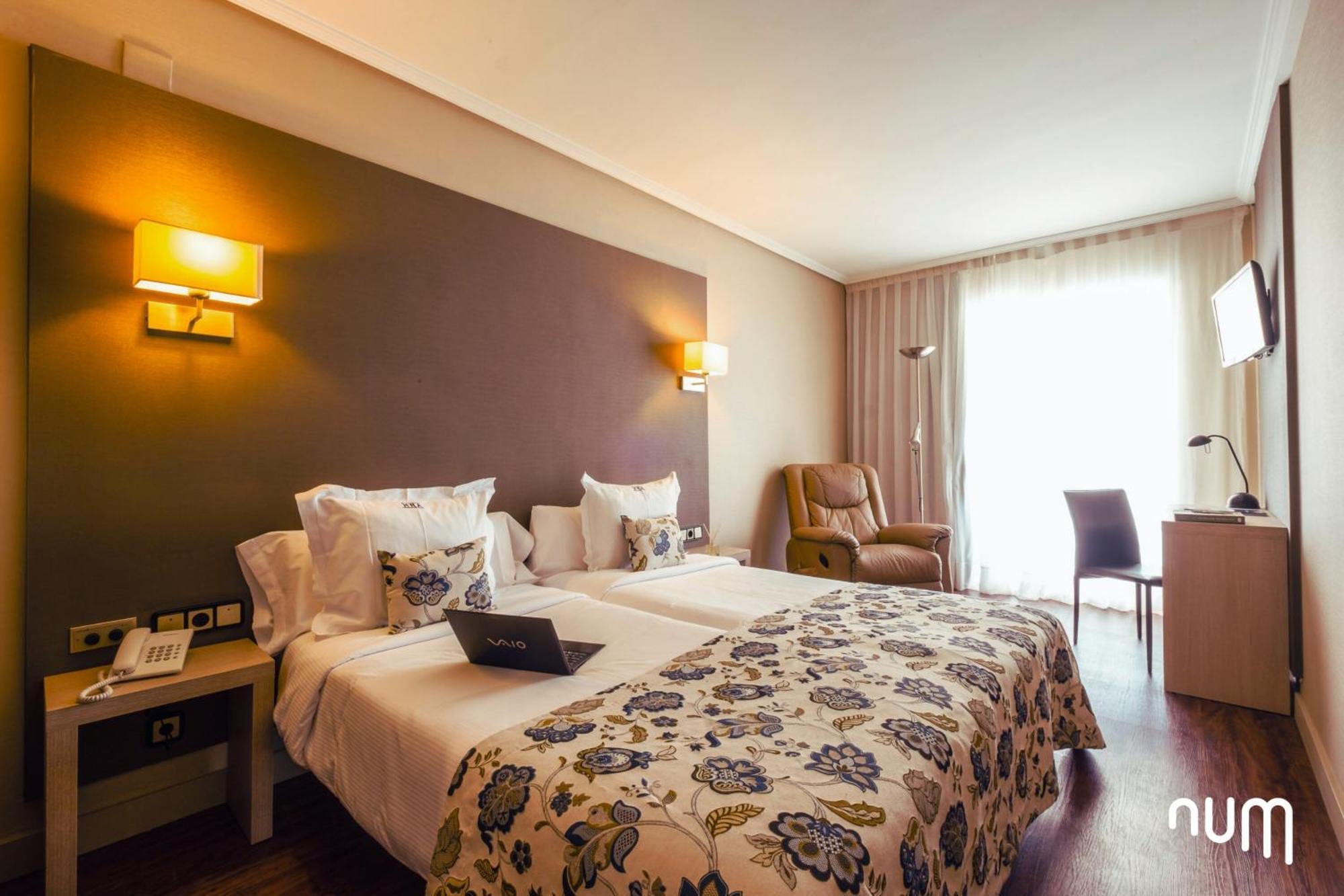 Regente Aragón Gastronómico Hotel 4*