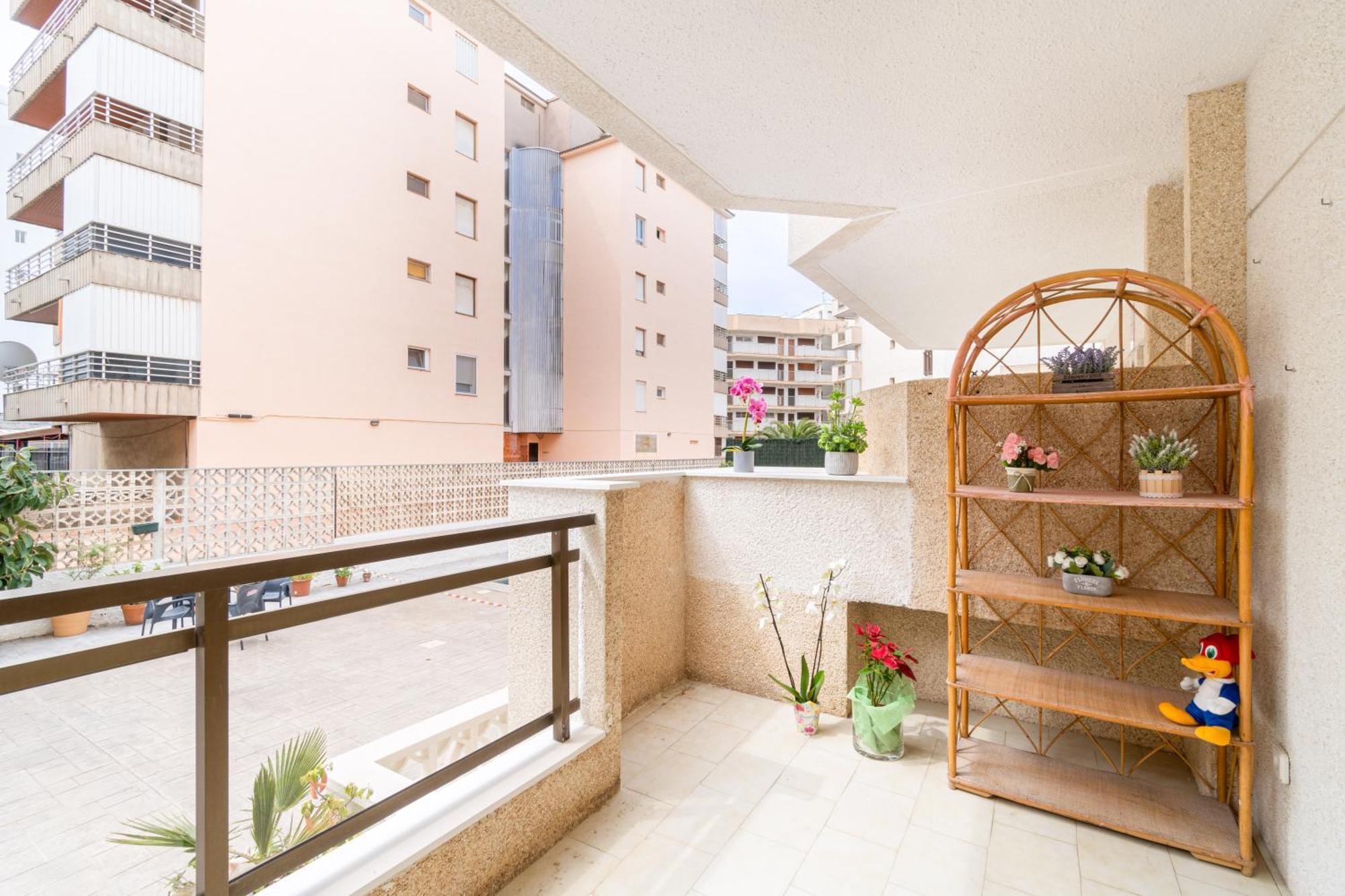 Apartamento Turistmar - Amplio En Con Piscina, A 2 Minutos De La Playa