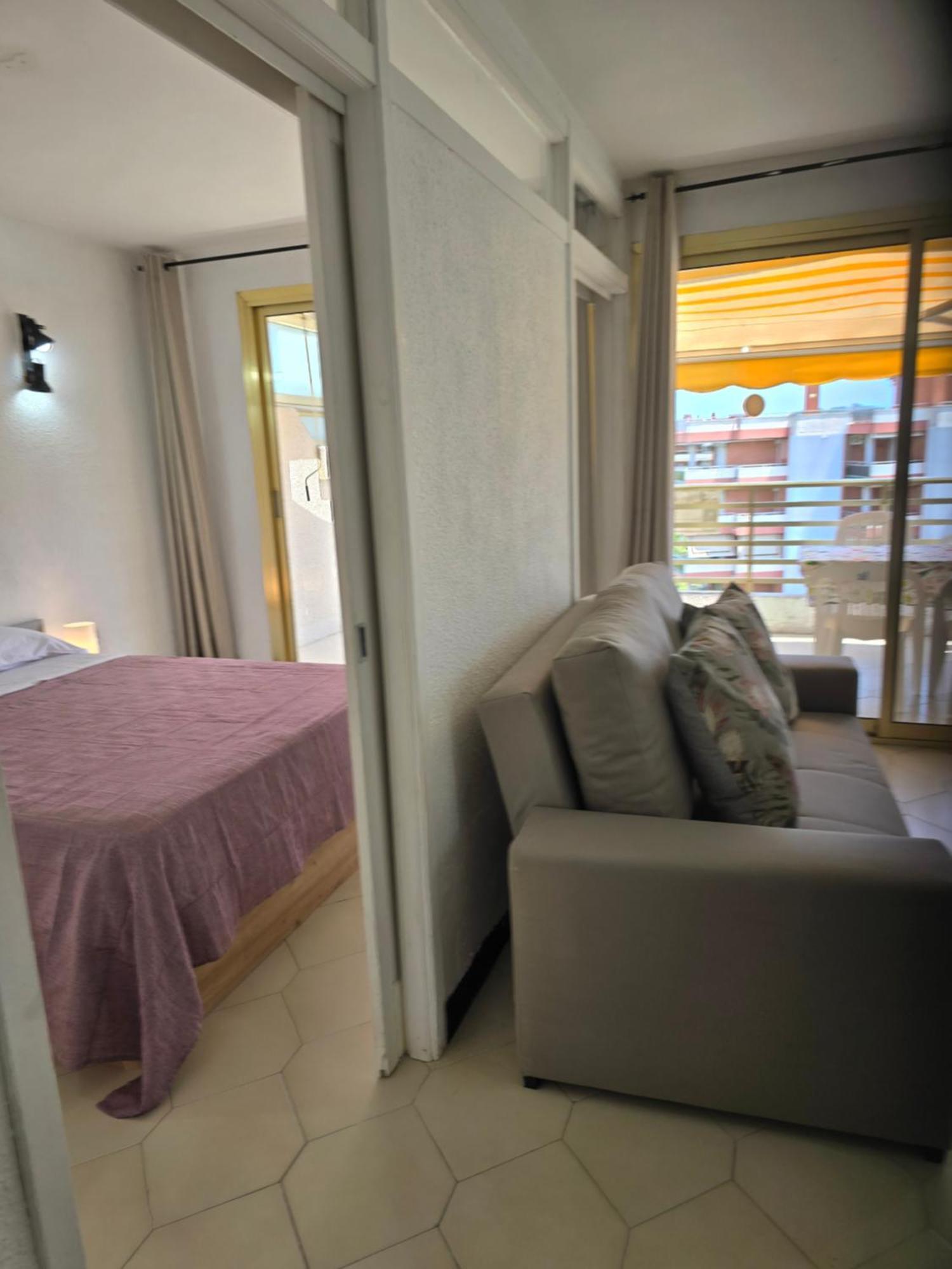 Novelty * Salou