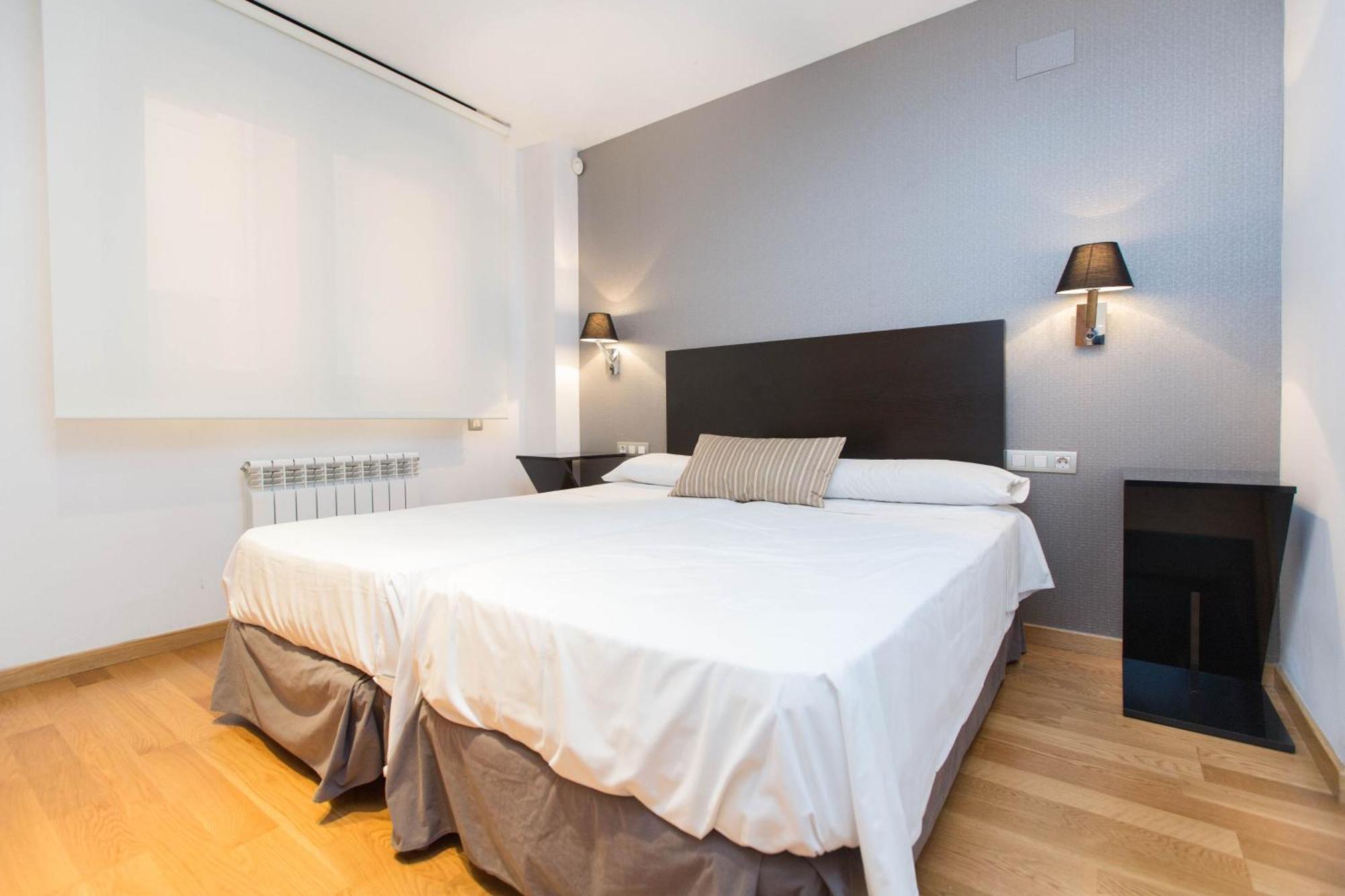 Apartamento En Edificio Capote, - Ideal Para Familias *