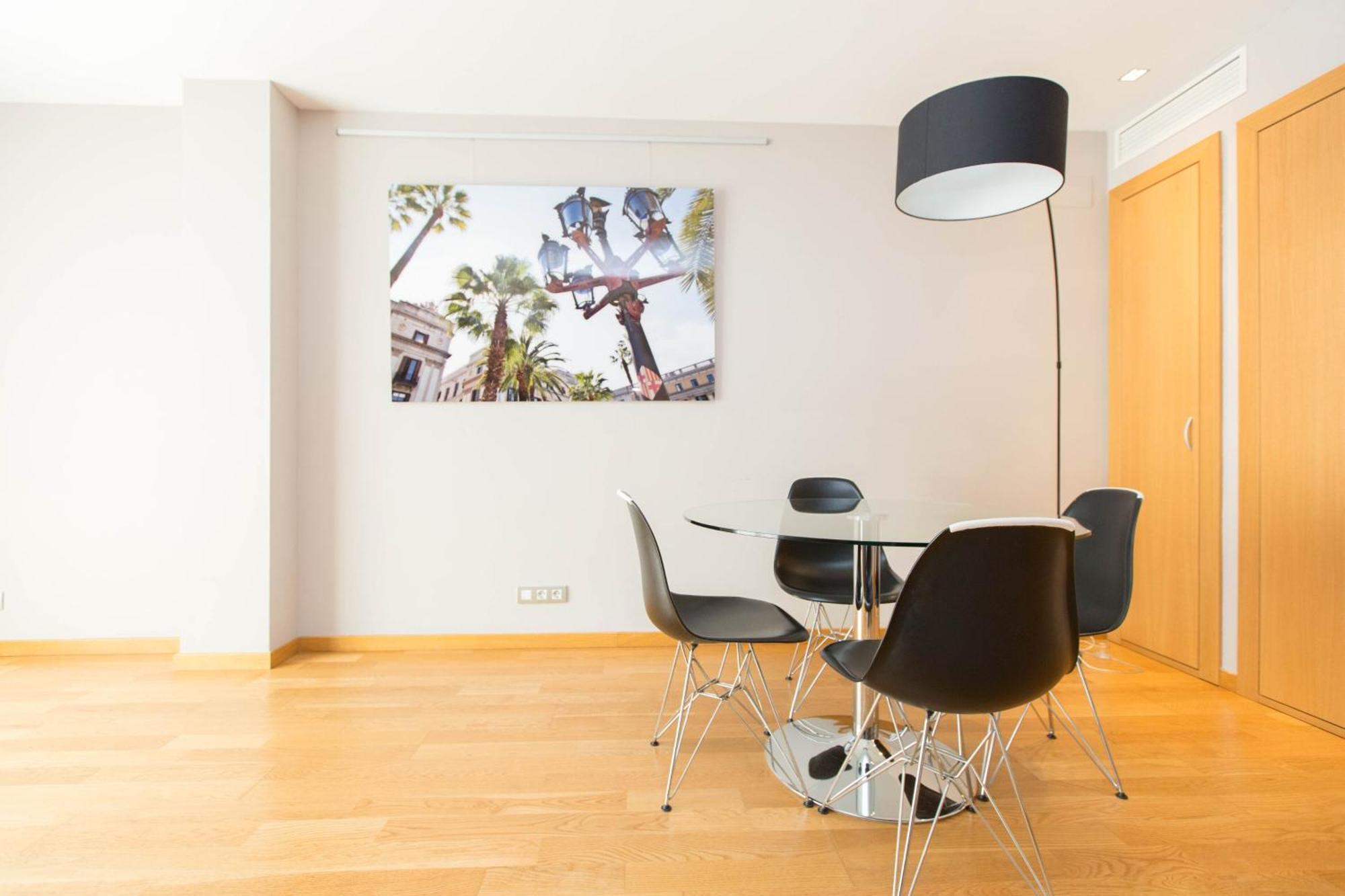 Apartamento En Edificio Capote, - Ideal Para Familias Apartamento