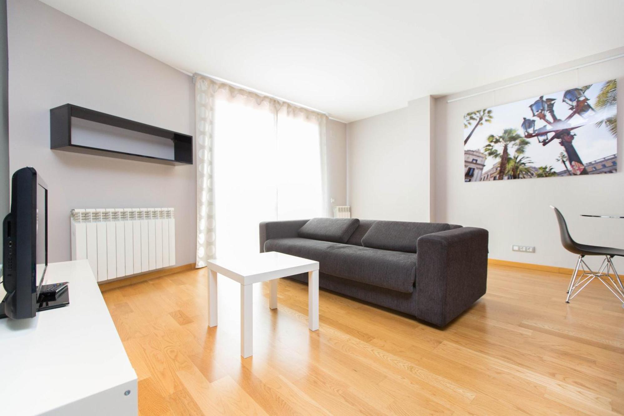 Apartamento En Edificio Capote, - Ideal Para Familias Apartamento *