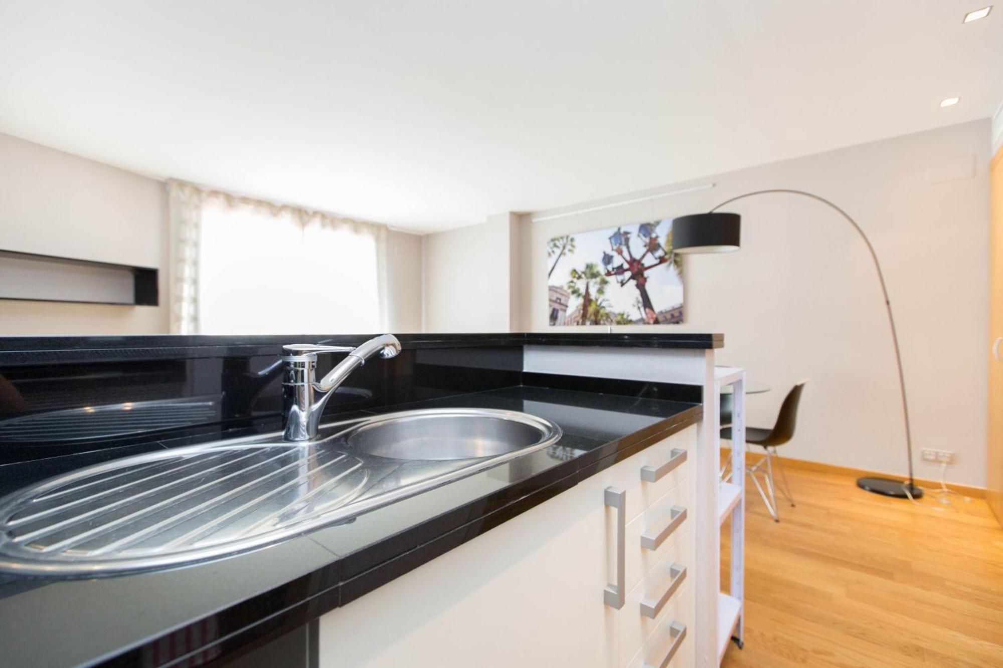 Apartamento Apartamento En Edificio Capote, - Ideal Para Familias *