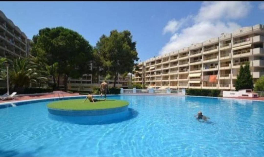 Doble En Piso Compartido En Zona Turistica Playa * Salou