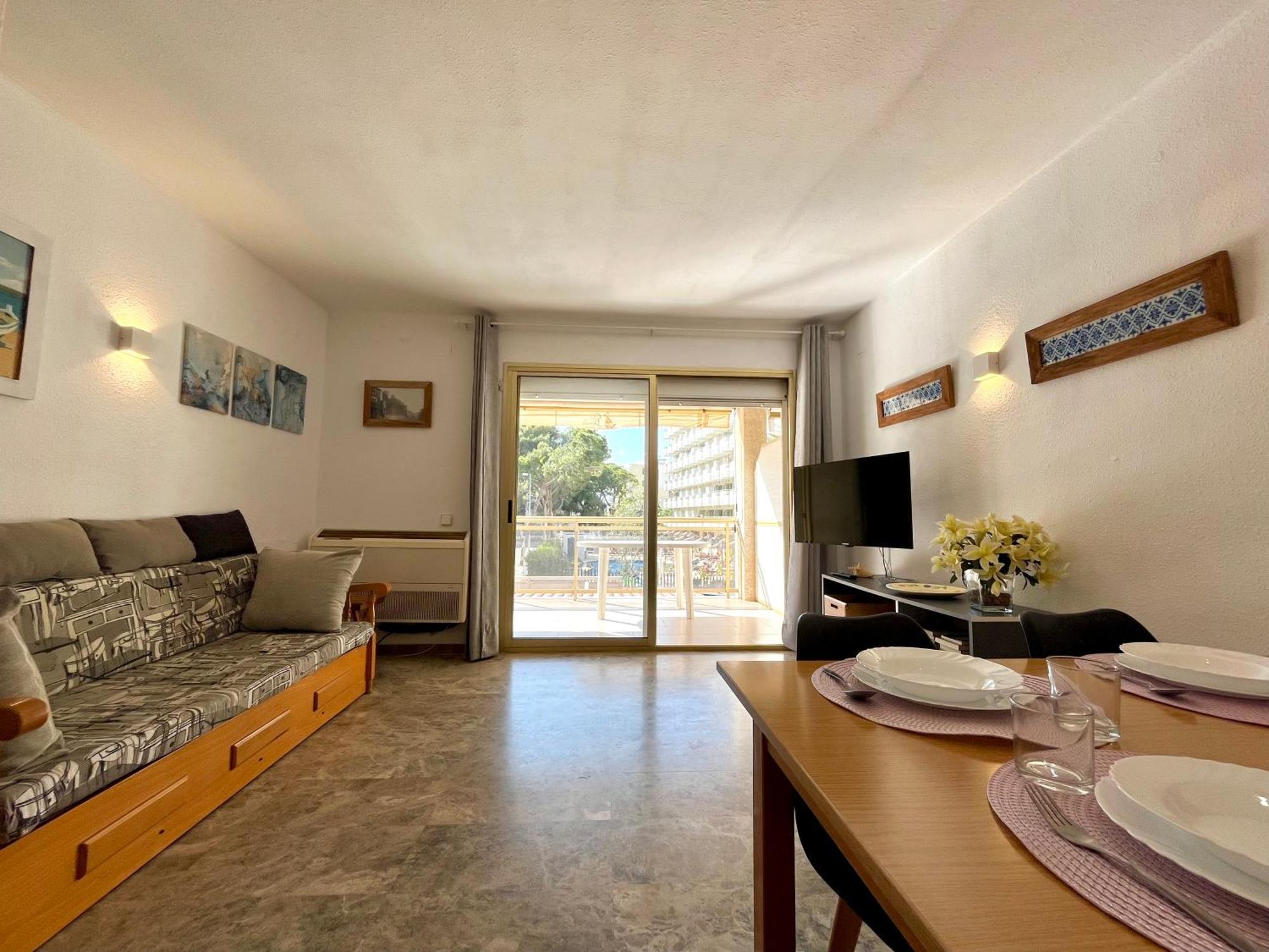 Amb Piscina Apartment Salou