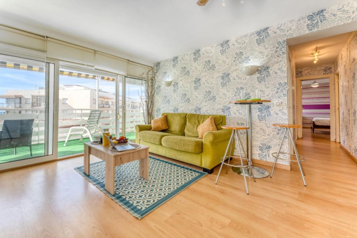 Penthouse 3br Chill Out 50m *