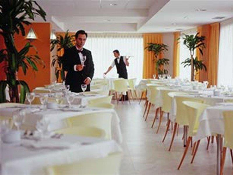 Medplaya Pirámide Hotel 4*