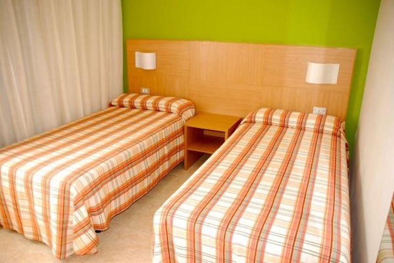 Aparthotel California