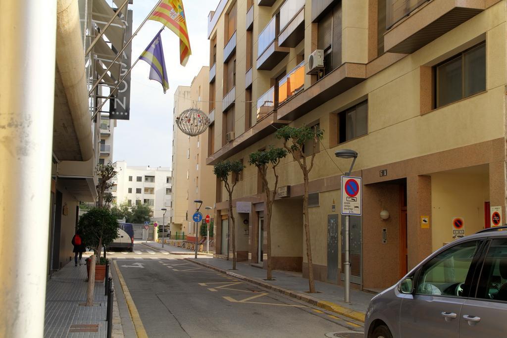 Maresto Calle Levante * Salou