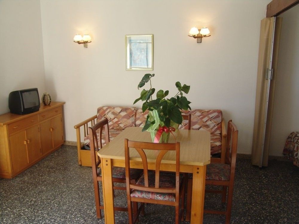 Estudios Zeus Aries Hotel Salou
