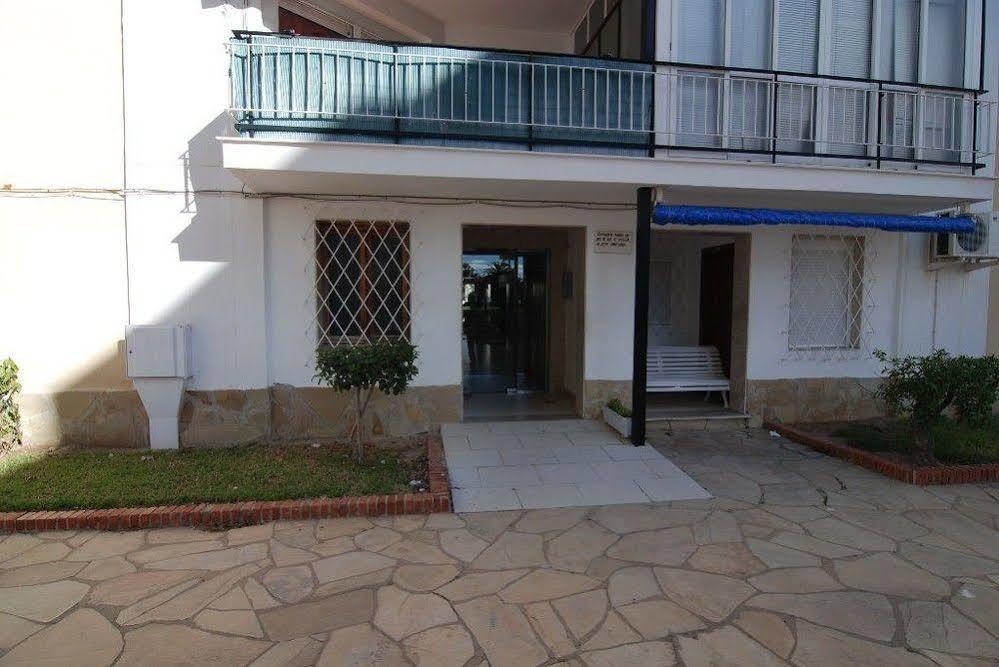 Estudios Zeus Aries Hotel *