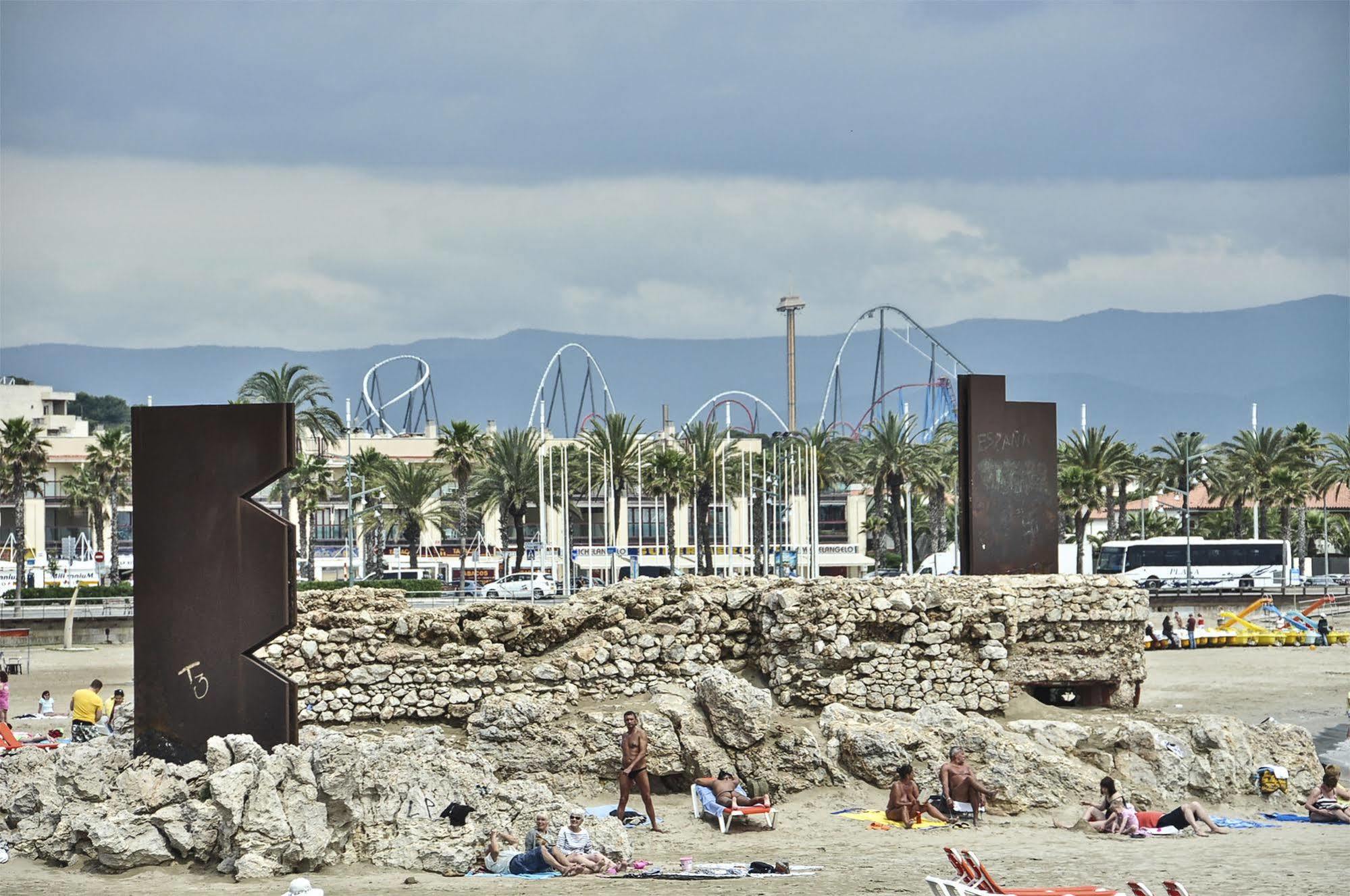 Moles * Salou