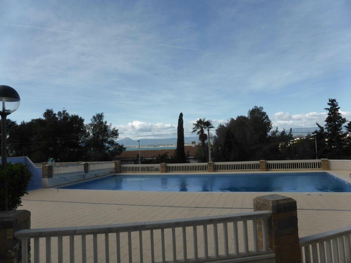 Familidays 029 Punta Del Cavall Apartamento