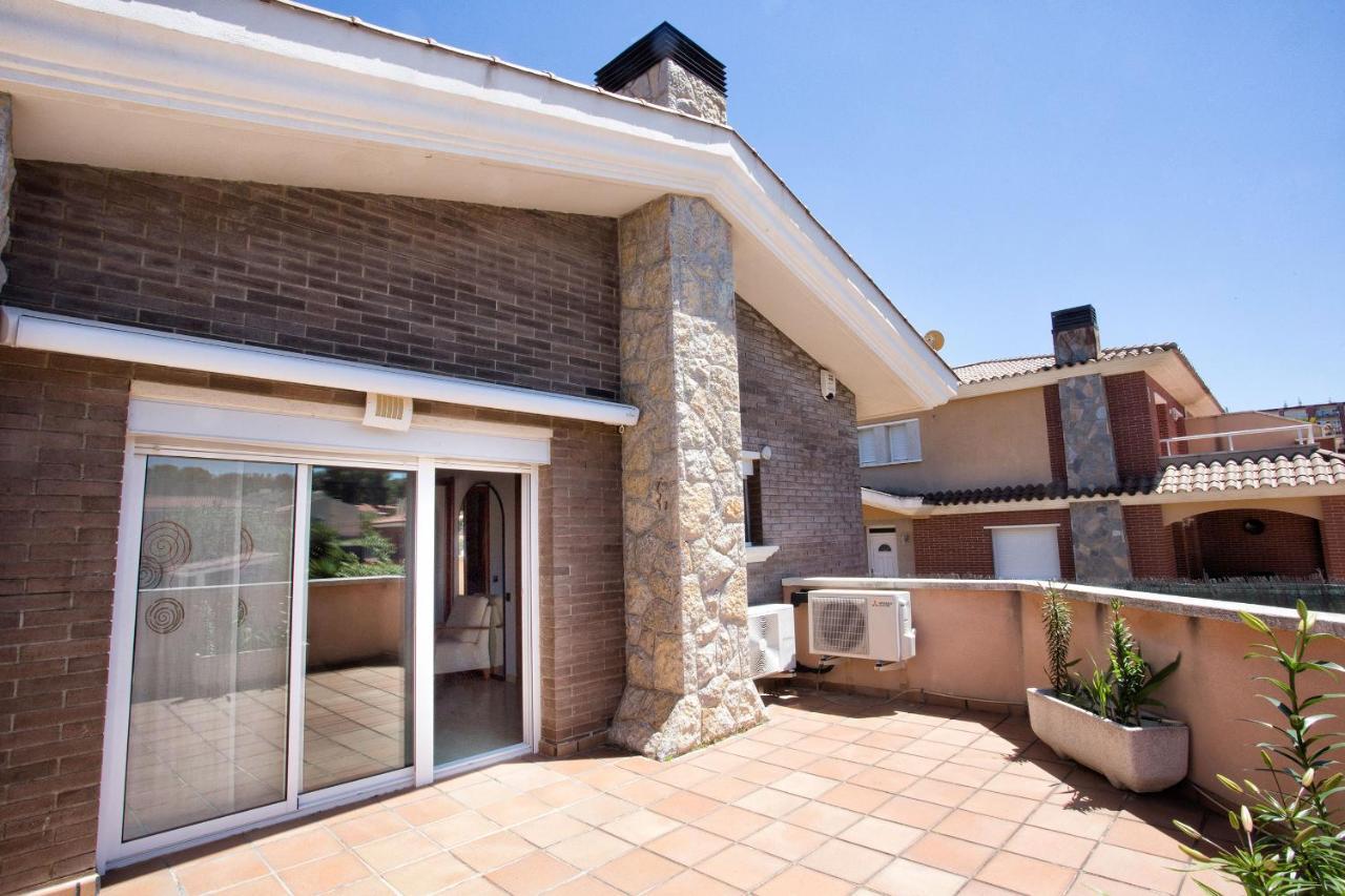 Moles Villa