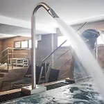 Hotel Oasis Park