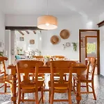 Escape To Salou! Pool, Barbecue & Beach 5 Min Away