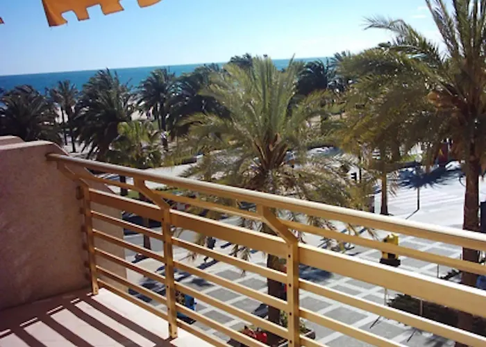Charming Apartment Near Beach - Salou - 50Sqm - Pool