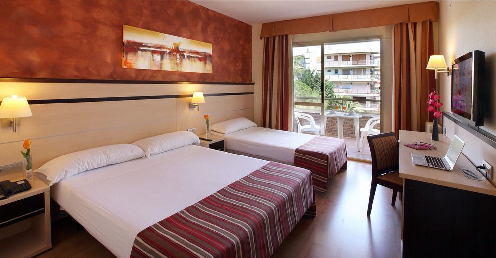 Hotel Golden Port &