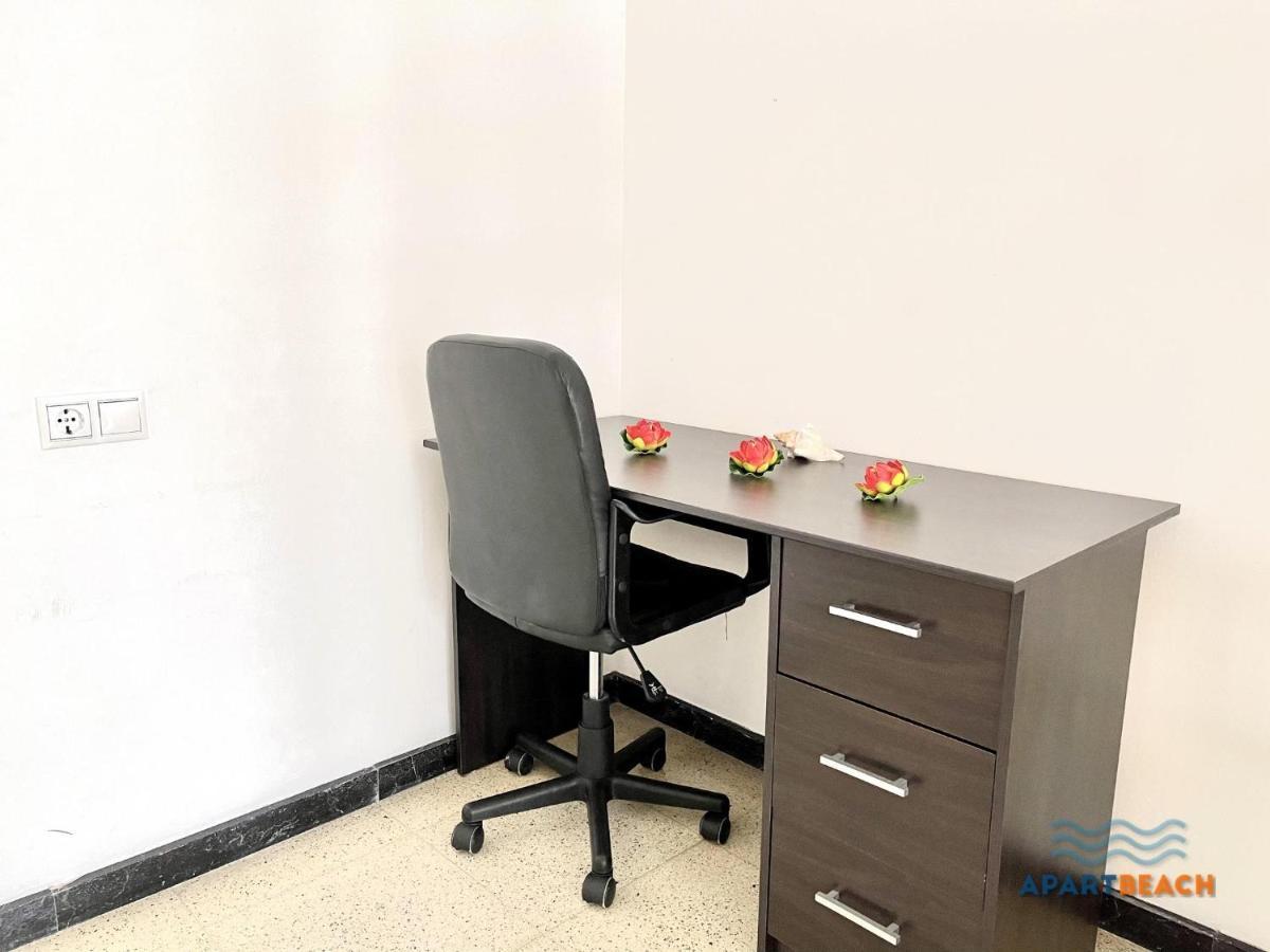 Apartbeach Malta Capri Vistas Playa Y Centrico Apartamento *