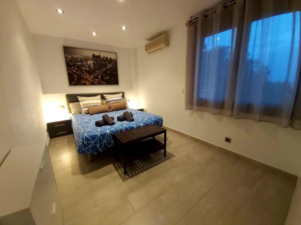 Apartamento Barbacoa + Vistas Al Mar + Playa + Piscina. *
