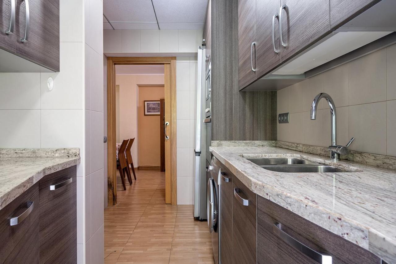 Apartment Global Market *