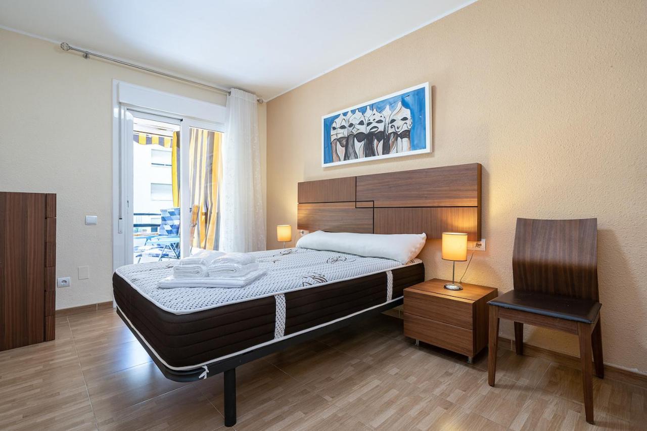 Global Market Apartment