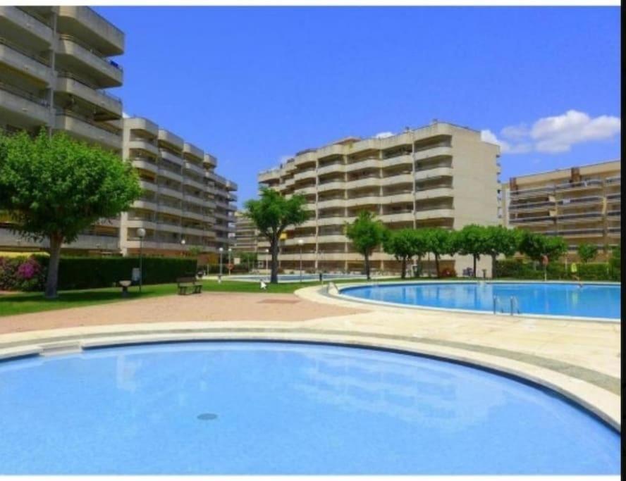 En Con 3 Piscinas Junto A Port Aventura Apartment
