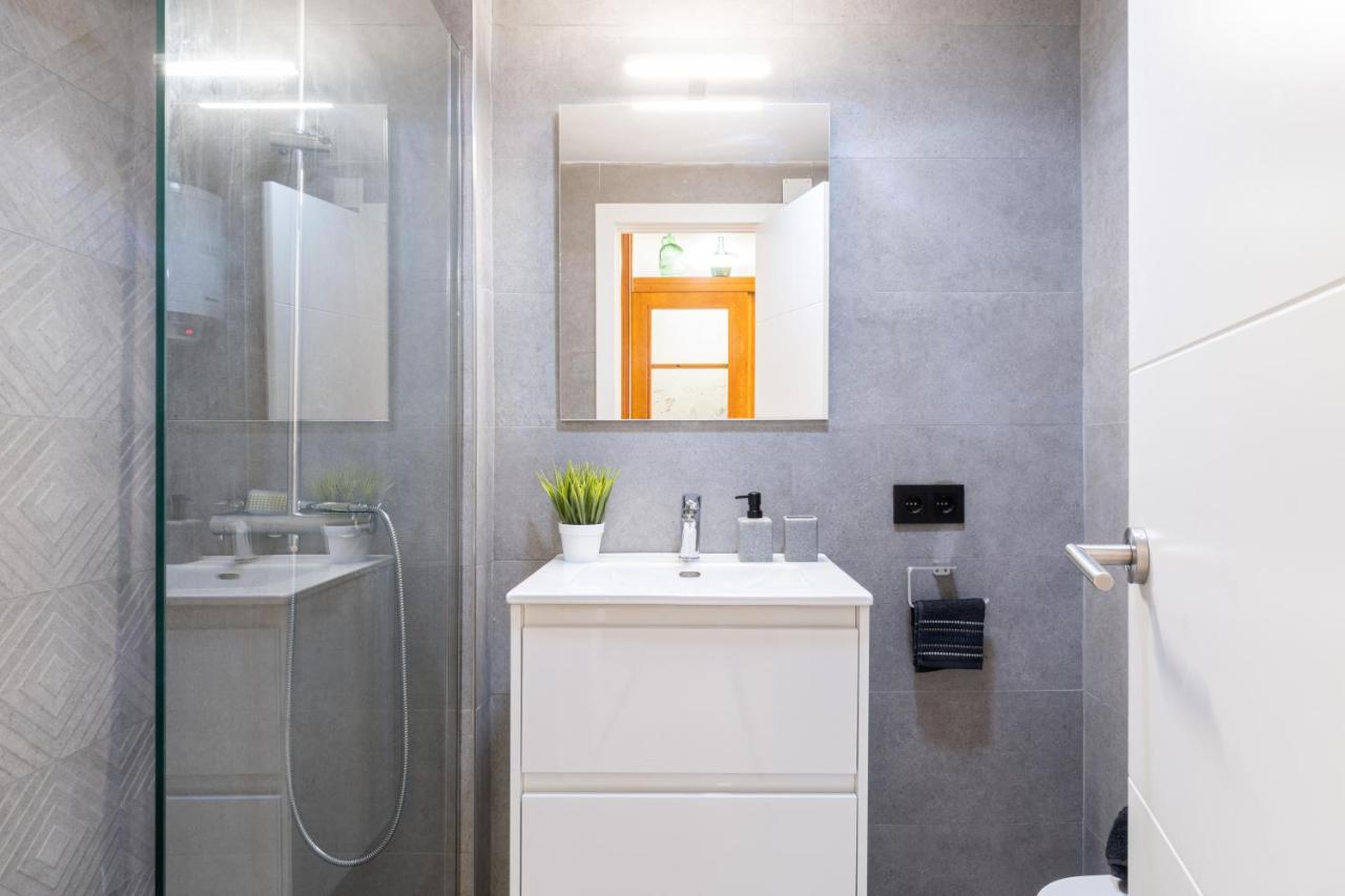 1ºlineamar-2room-novelty-piscina-wifi-portaventura7 *