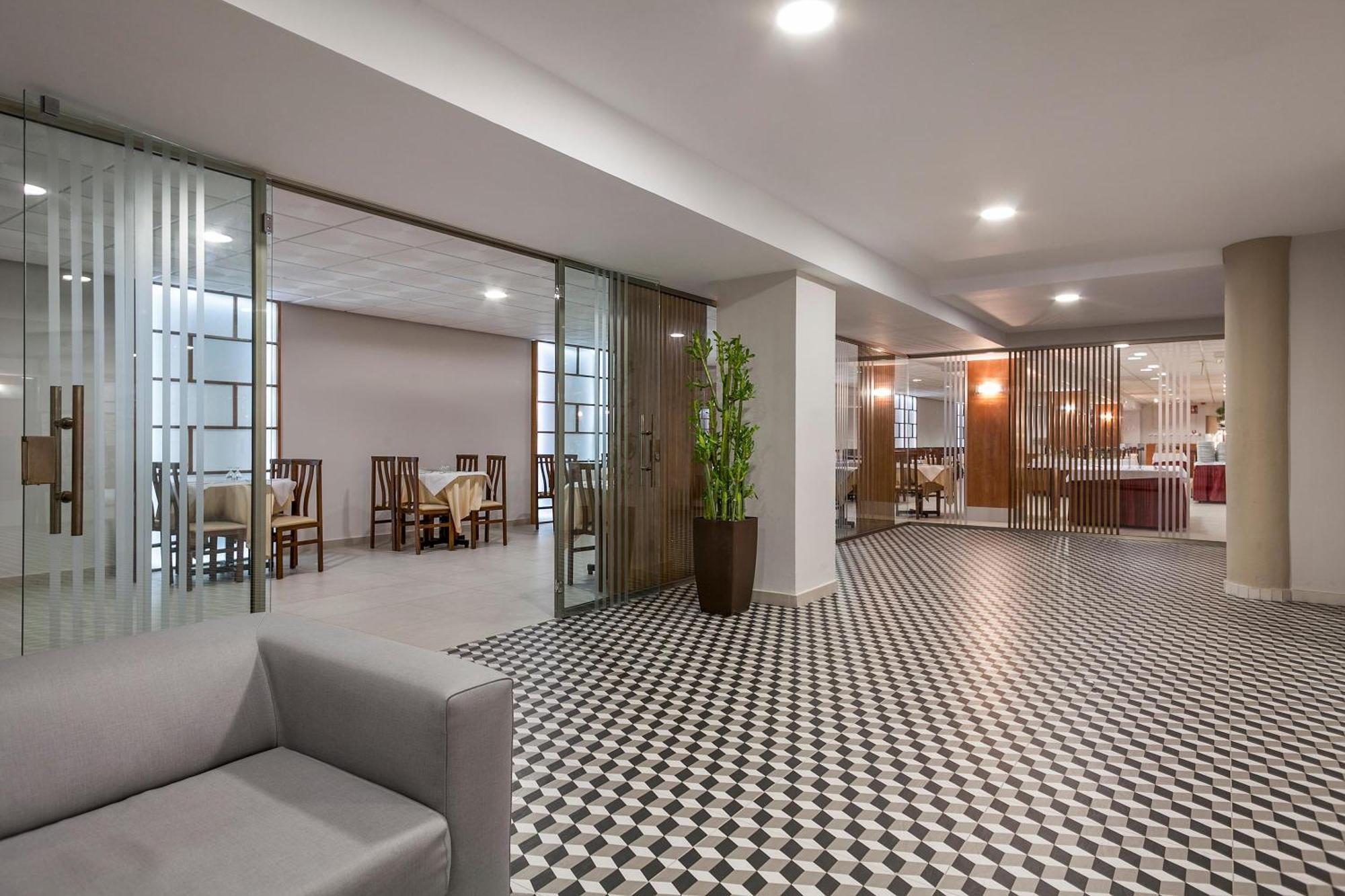 Oasis Park Hotel Salou