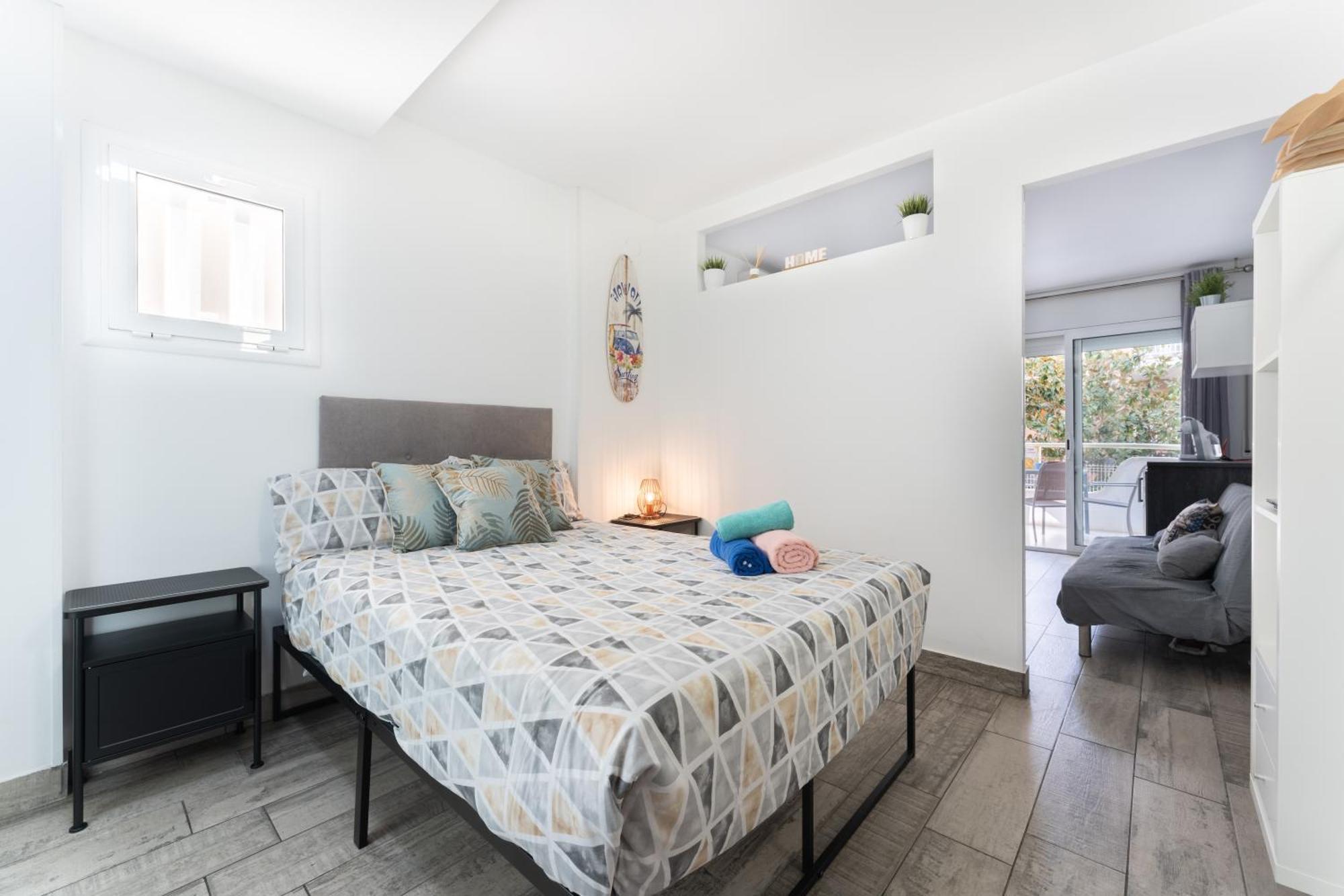 Arquus Little Hawaii * Salou
