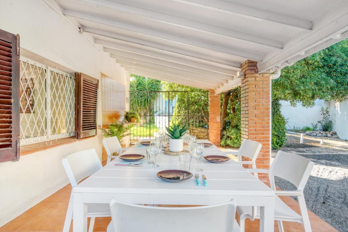 Apartamento Escape To Salou! Pool, Barbecue & 5 Min Away *