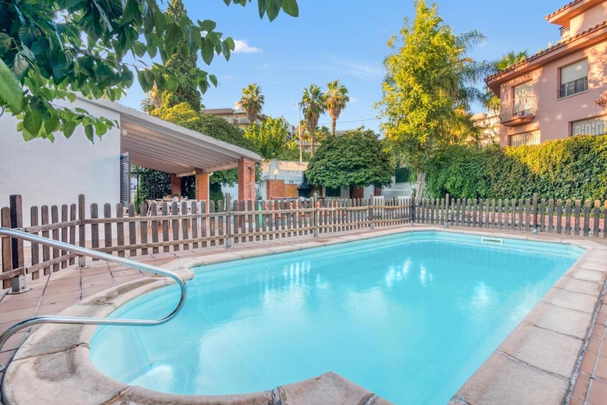 Apartamento Escape To Salou! Pool, Barbecue & 5 Min Away *