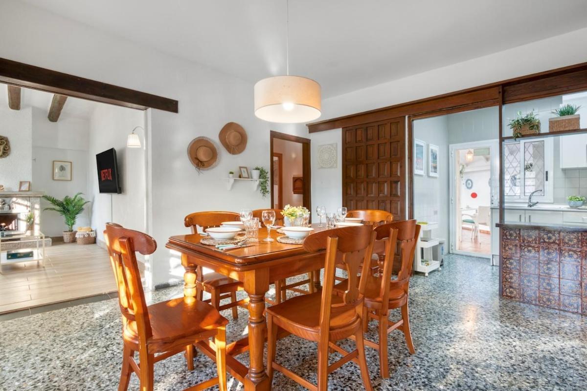 Apartamento Escape To Salou! Pool, Barbecue & 5 Min Away Salou