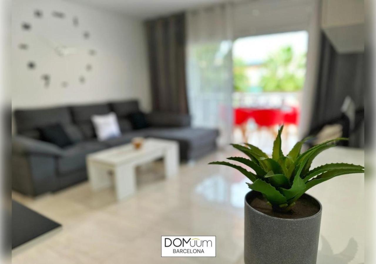 Domuum Holidays - Barcelona Family Apartment *