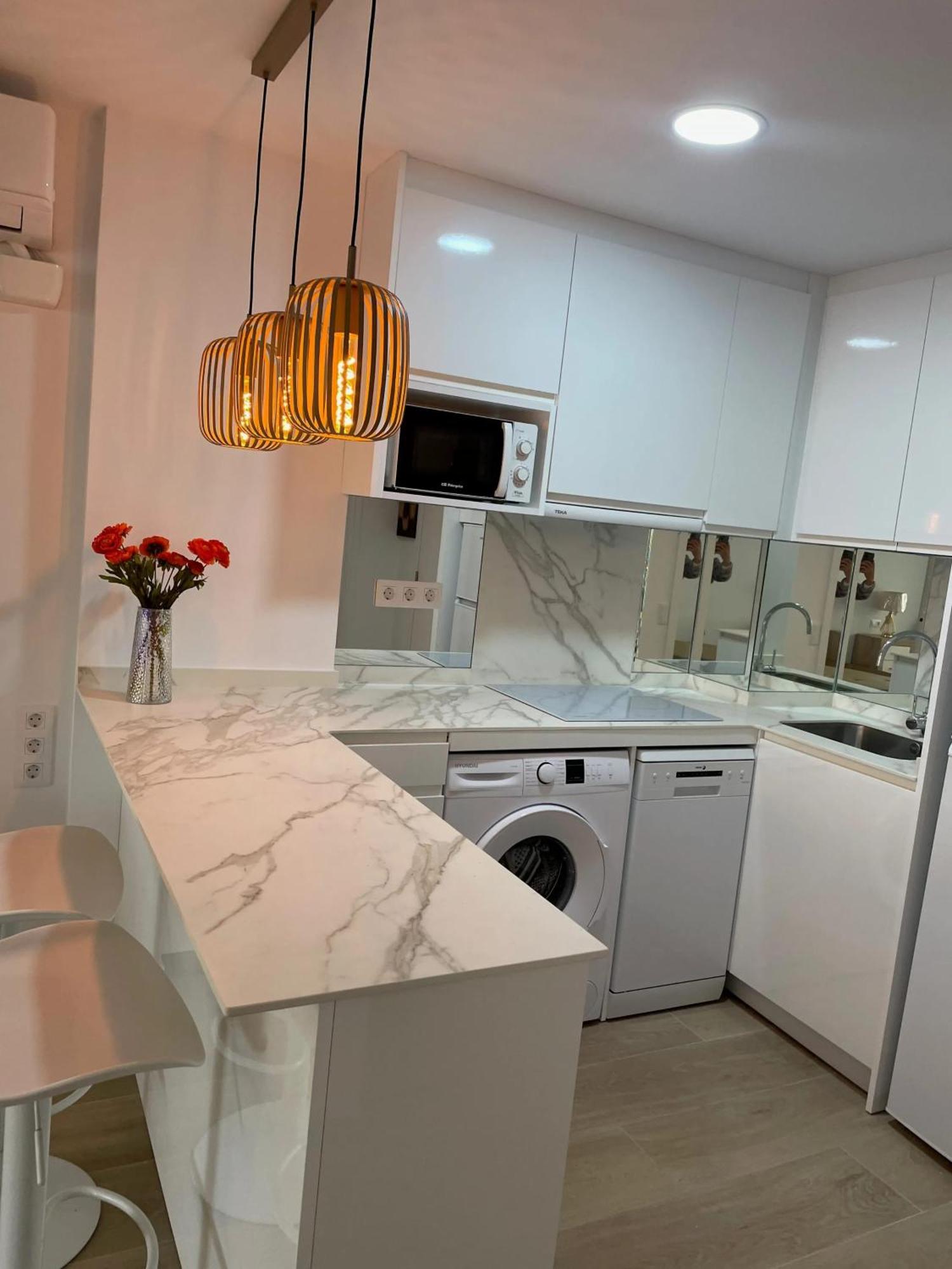Apartamento Charming Near - - 50sqm - Pool