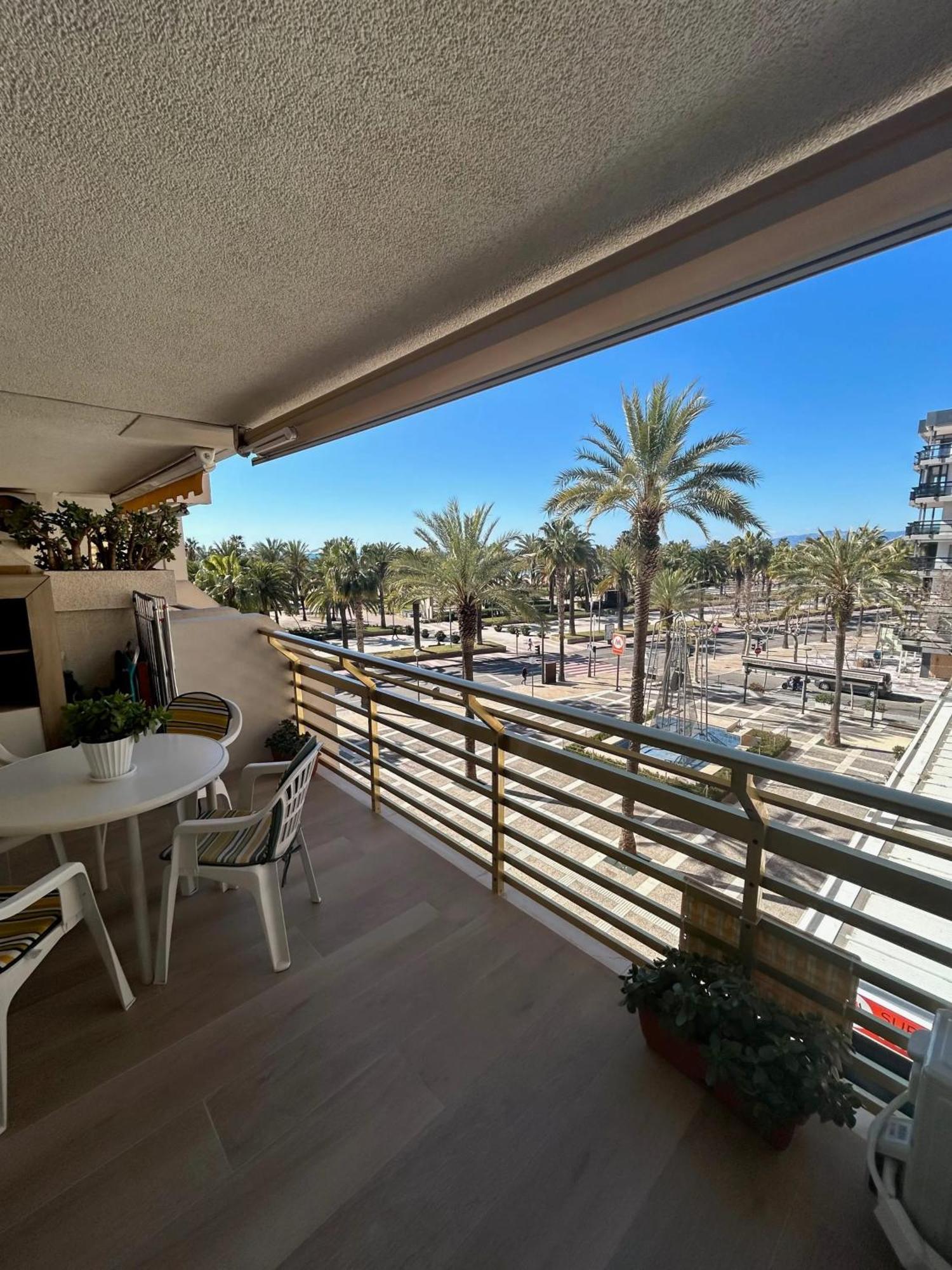 Charming Near - - 50sqm - Pool Apartamento *