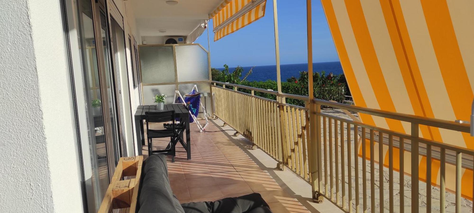 En Salou-vistas Al Mar Apartamento