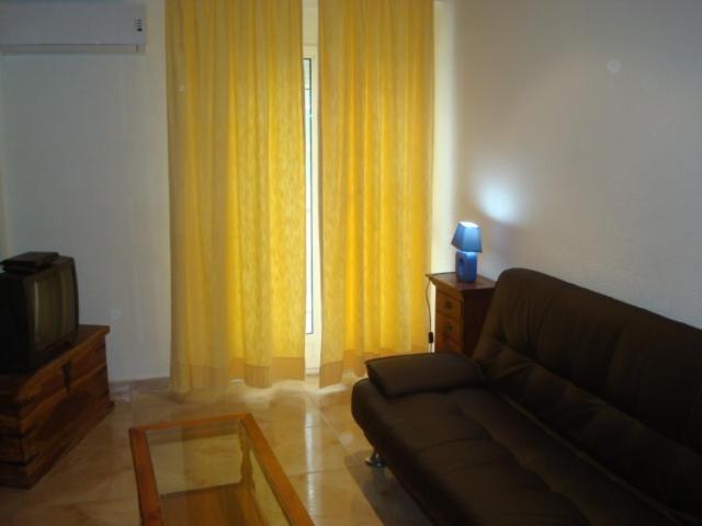 Rentalmar Family Acantilados Appartement