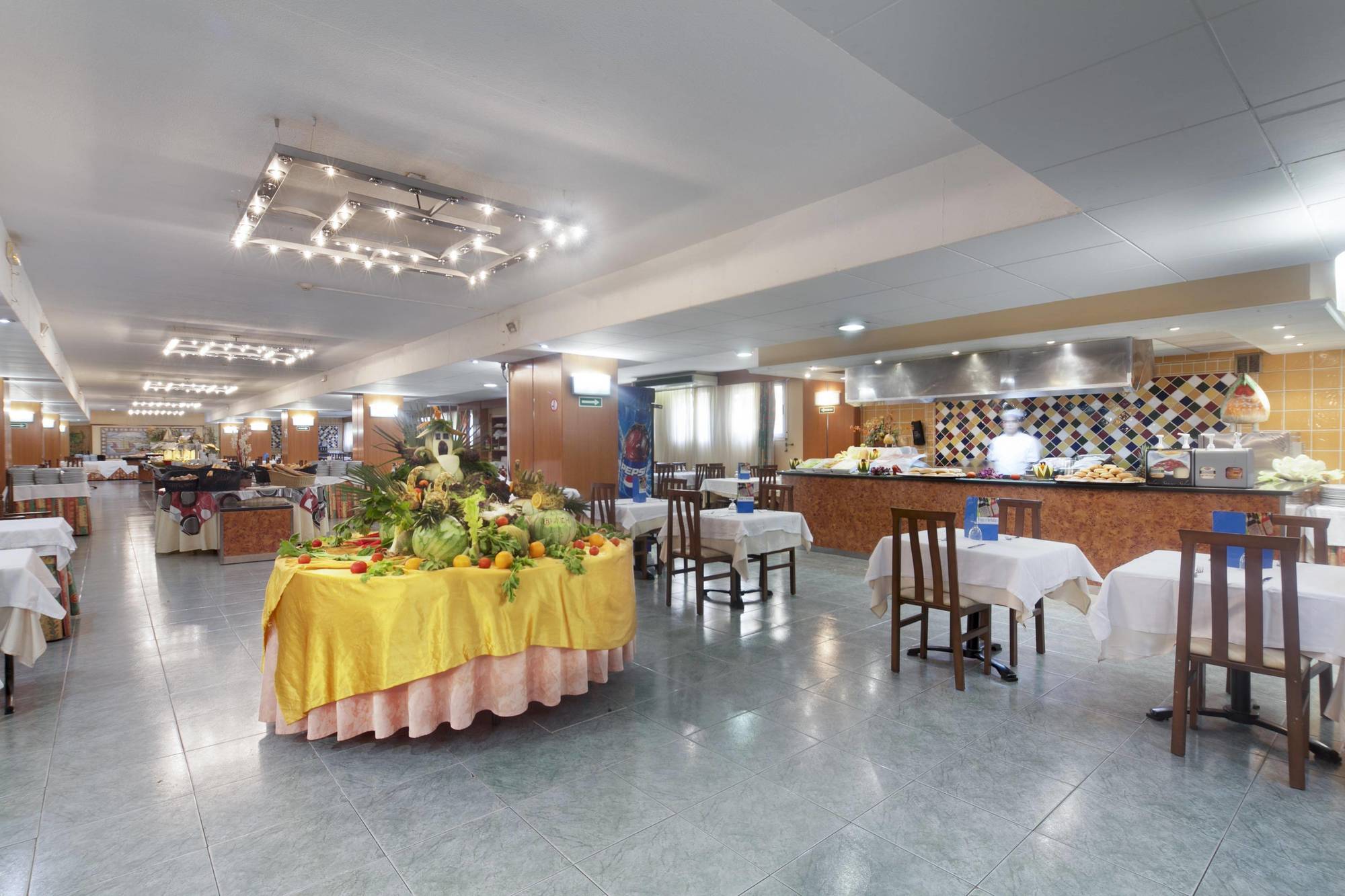 Oasis Park 4* Salou