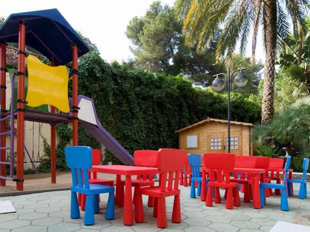 Hotel Oasis Park 4*
