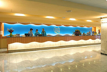 Oasis Park Hotel 4*