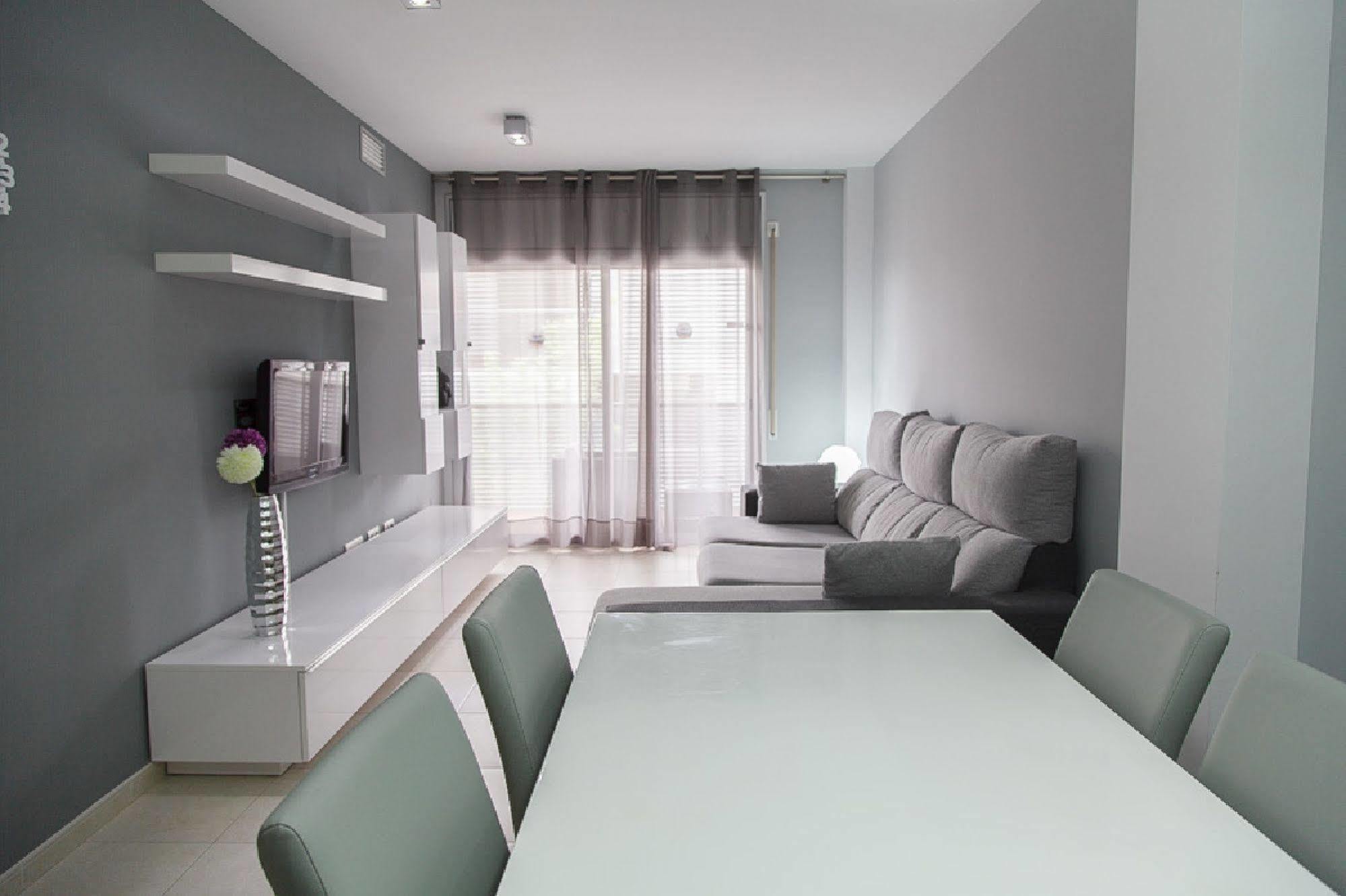 Paradise Village Litoral Costa Dorada Appartement