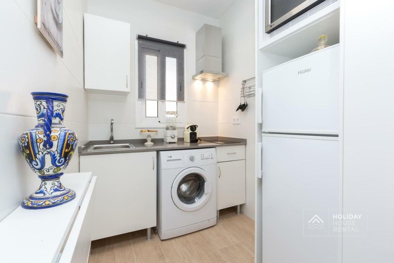 S12 - Front --free Wifi- Apartment *