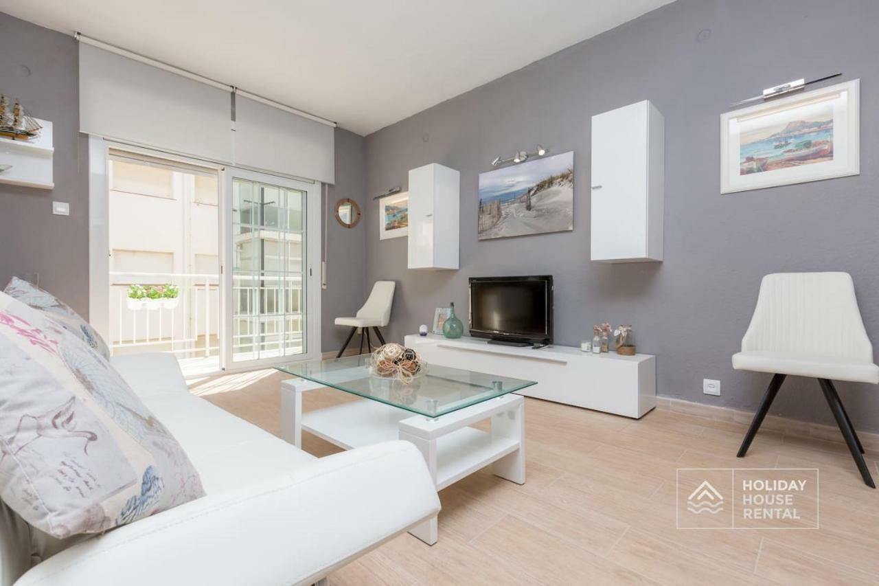 S12 - Front --free Wifi- Apartment